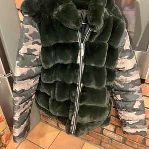 Faux fur puffer coat